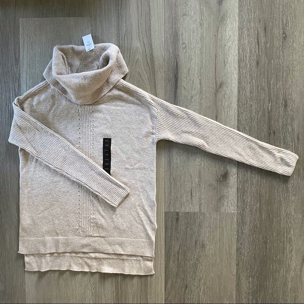 NWT Banana Republic Turtleneck Sweater, Petite XXS, Oatmeal